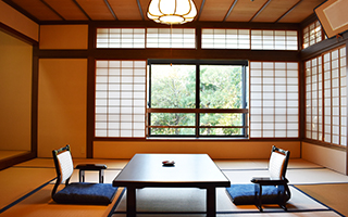 鶸茶の居間の写真